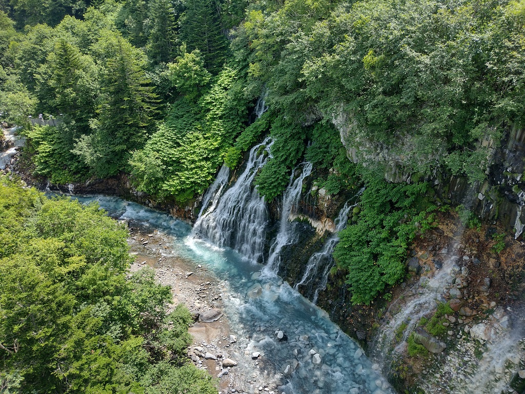 白ひげの滝